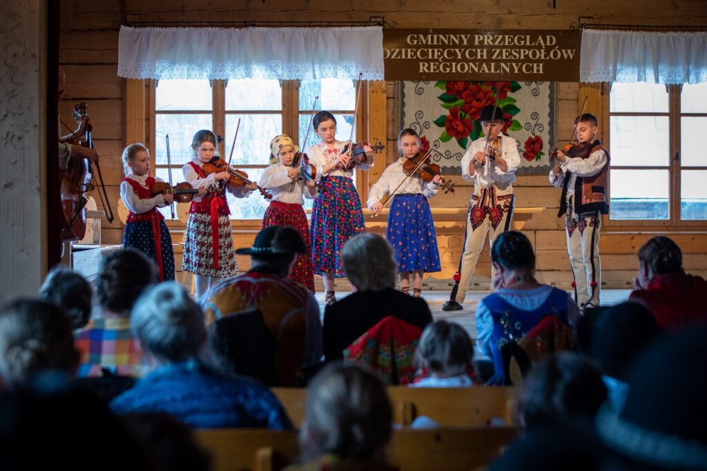 Gminny Przegląd Dziecięcych Zespołów Regionalnych