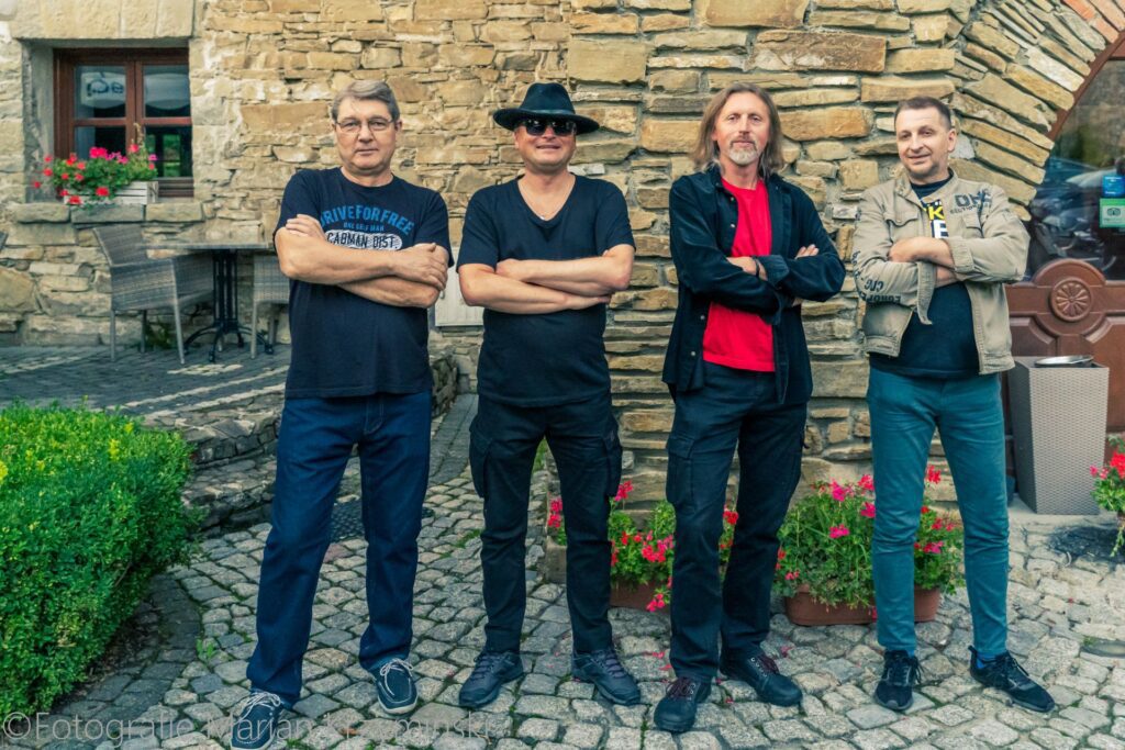 Andrzejki z iNTarg Blues