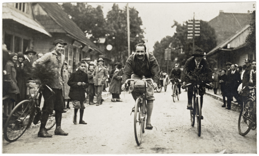 Z Paryża do Zakopanego na rowerze – 100 lat później