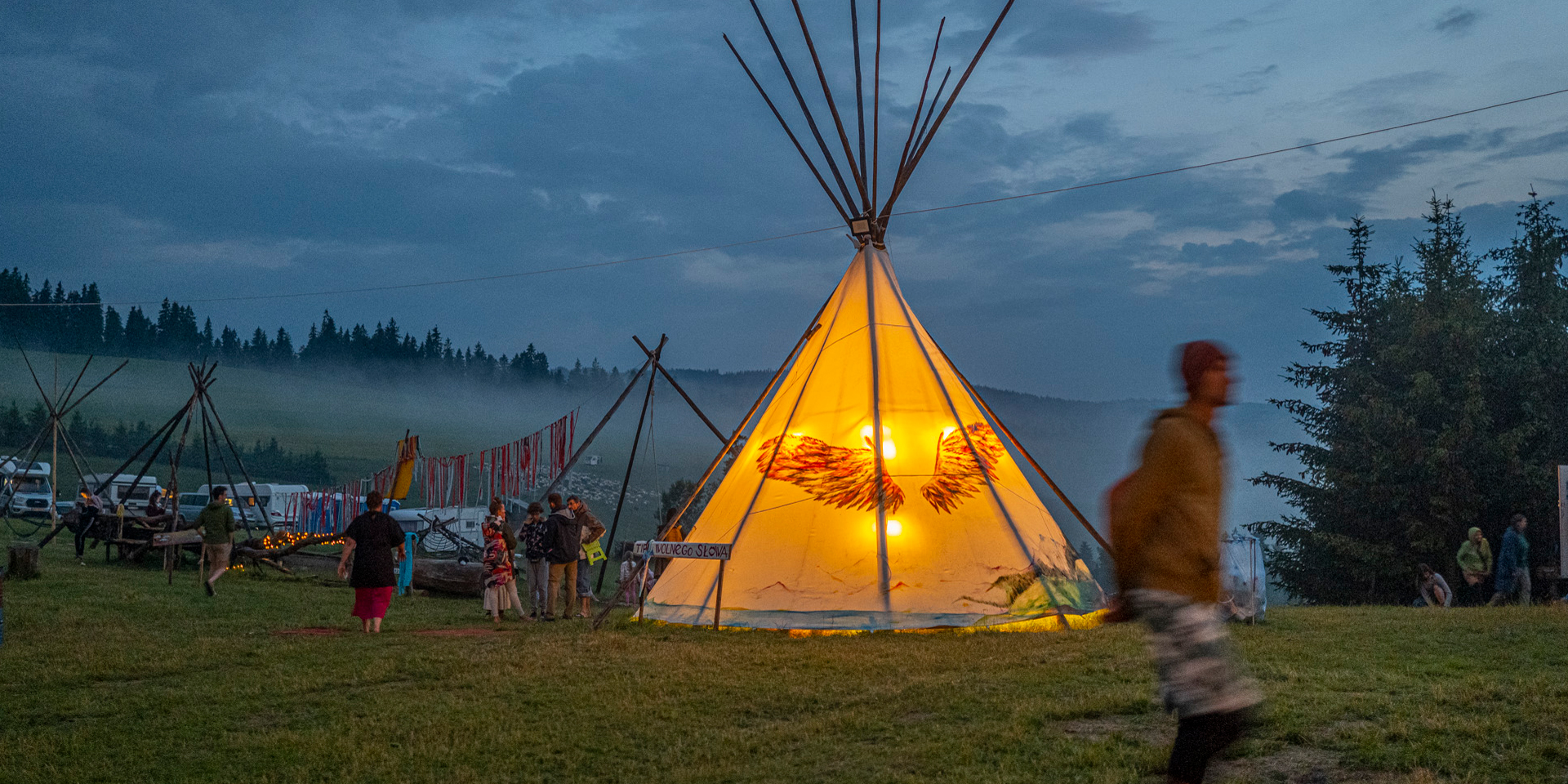Jestem Festiwal w Kacwinie — przestrzeń festiwalu na spiskim wzgórzu