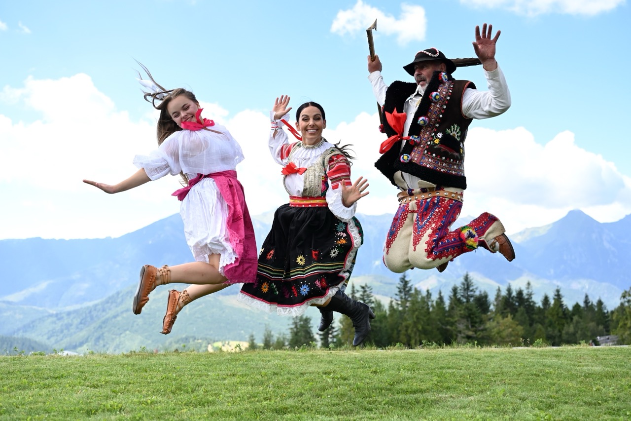 Prezentacja tradycyjnego rzemiosła góralskiego na Goralskim Festiwalu Folklorystycznym w Bachledce