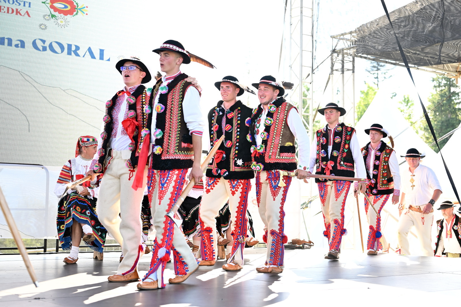 Scena Góralskiego Festiwalu Folklorystycznego w Bachledce